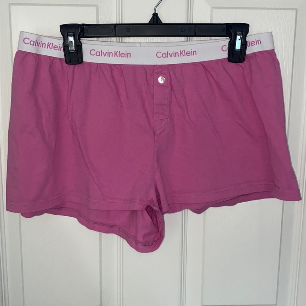 CALVIN KLEIN